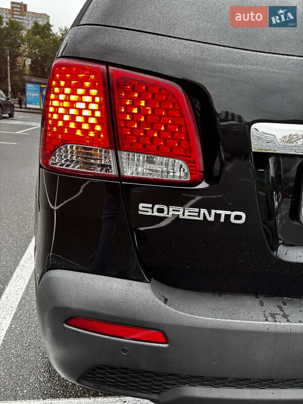 Внедорожник / Кроссовер Kia Sorento 2010 в Киеве