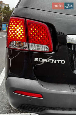 Внедорожник / Кроссовер Kia Sorento 2010 в 