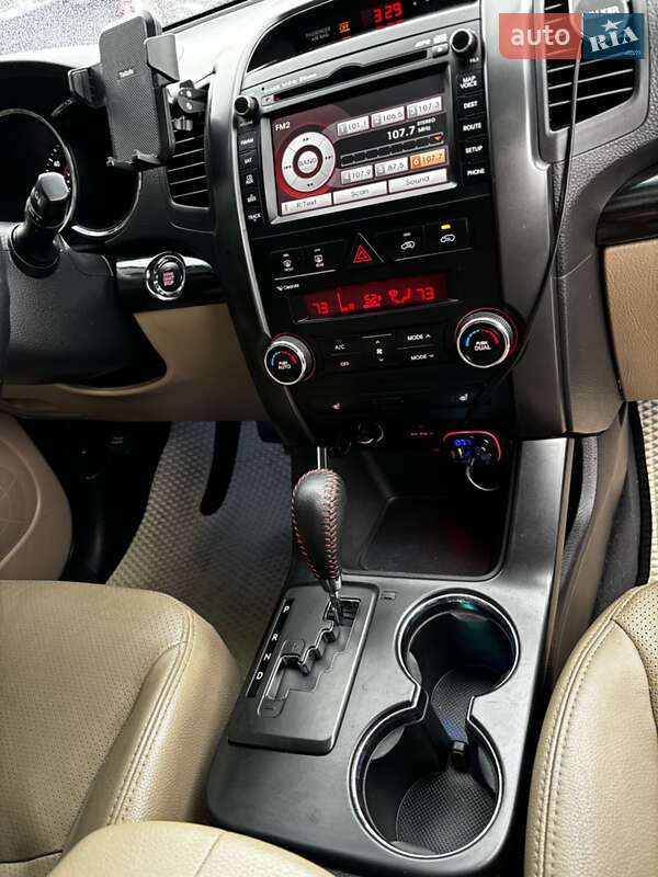 Внедорожник / Кроссовер Kia Sorento 2010 в Киеве
