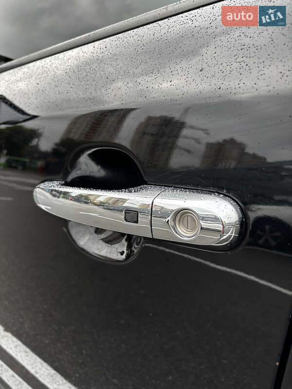 Внедорожник / Кроссовер Kia Sorento 2010 в Киеве