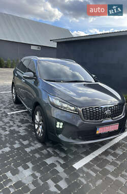 Внедорожник / Кроссовер Kia Sorento 2018 в 