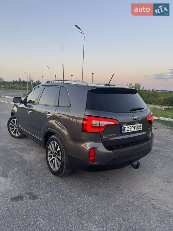 Внедорожник / Кроссовер Kia Sorento 2014 в Золочеве