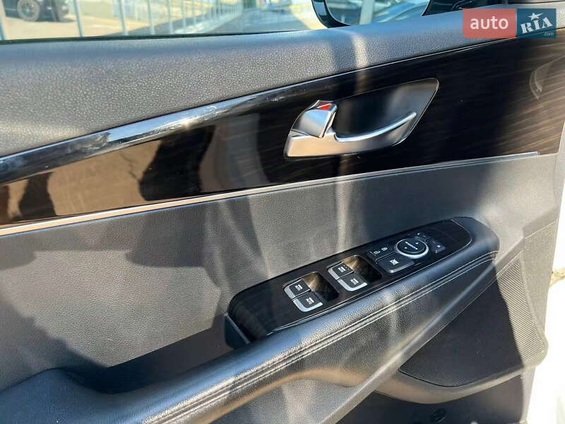 Внедорожник / Кроссовер Kia Sorento 2019 в Киеве фото 16 Внедорожник / Кроссовер Kia Sorento 2019 в Киеве