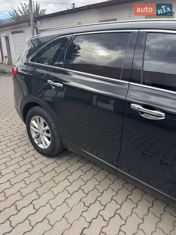 Внедорожник / Кроссовер Kia Sorento 2016 в Павлограде фото 4 Внедорожник / Кроссовер Kia Sorento 2016 в Павлограде
