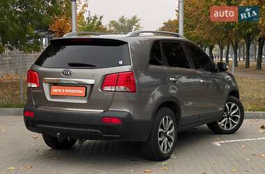 Внедорожник / Кроссовер Kia Sorento 2011 в 