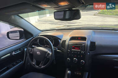 Внедорожник / Кроссовер Kia Sorento 2011 в 