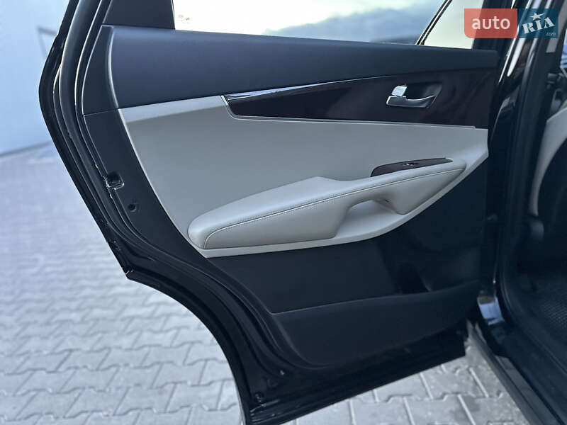 Внедорожник / Кроссовер Kia Sorento 2015 в Владимире