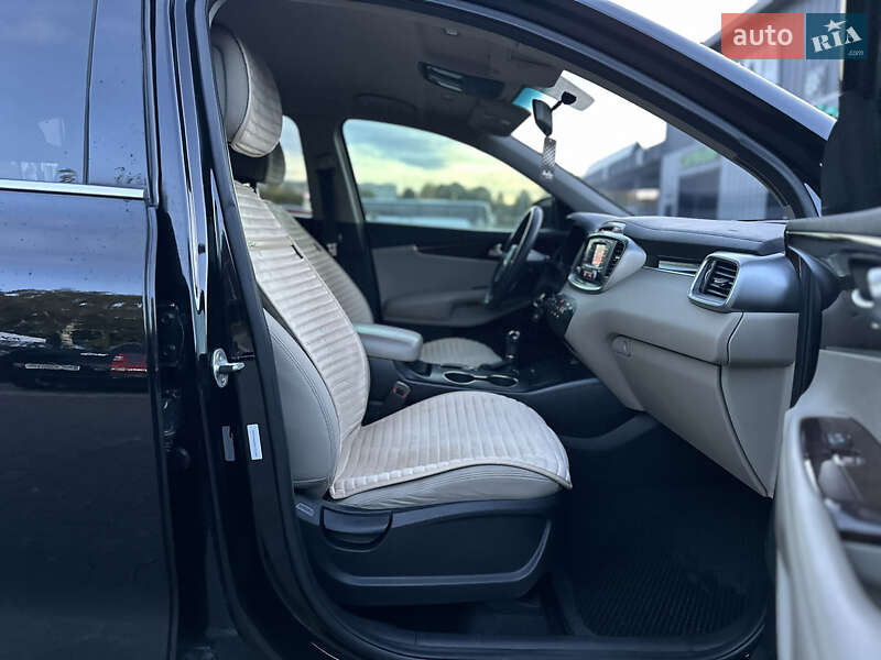 Внедорожник / Кроссовер Kia Sorento 2015 в Владимире
