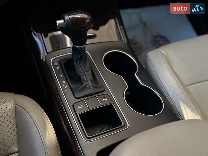 Позашляховик / Кросовер Kia Sorento 2016 в Києві