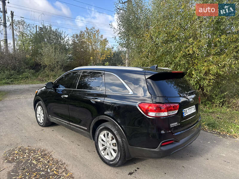 Позашляховик / Кросовер Kia Sorento 2015 в Львові