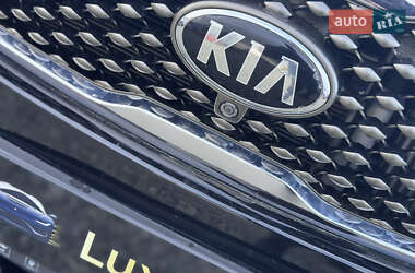 Внедорожник / Кроссовер Kia Sorento 2015 в 