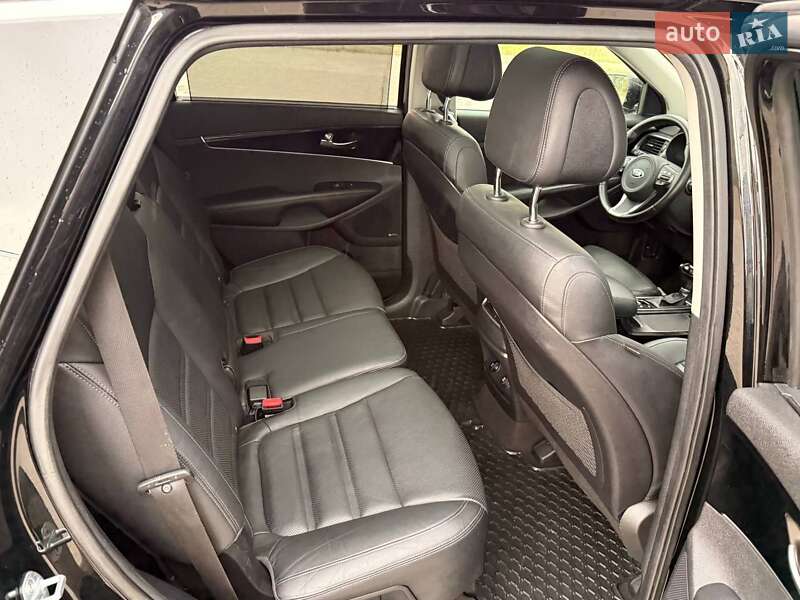 Внедорожник / Кроссовер Kia Sorento 2016 в Ивано-Франковске
