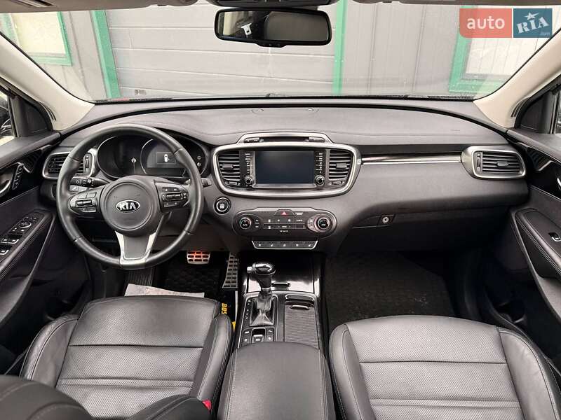 Внедорожник / Кроссовер Kia Sorento 2016 в Ивано-Франковске