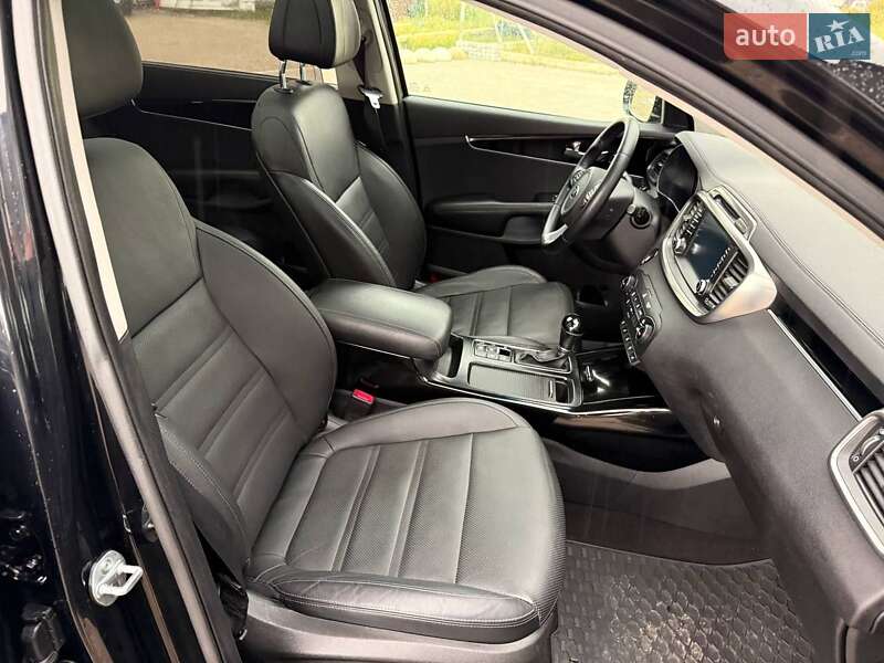 Внедорожник / Кроссовер Kia Sorento 2016 в Ивано-Франковске