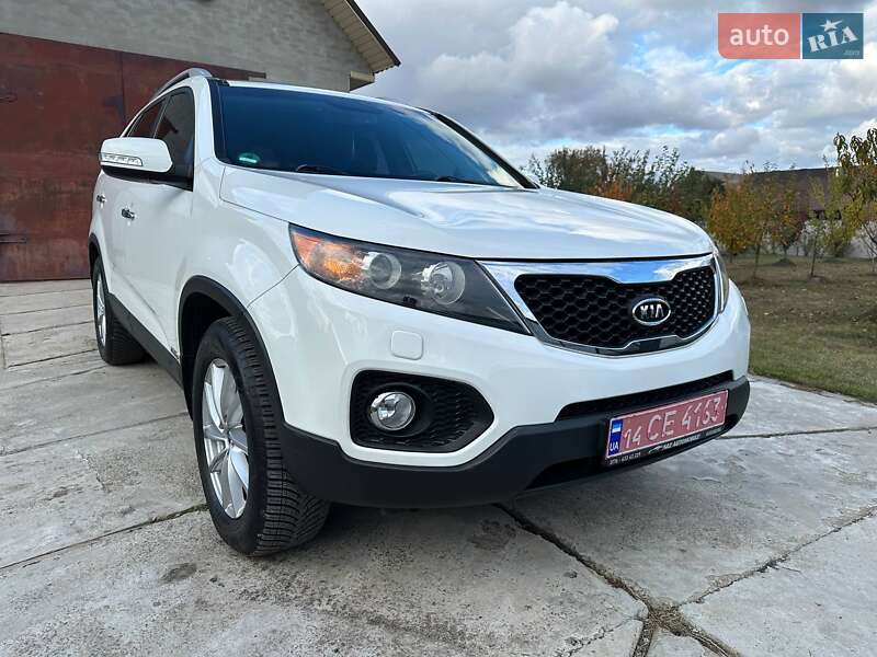 Внедорожник / Кроссовер Kia Sorento 2012 в Черкассах