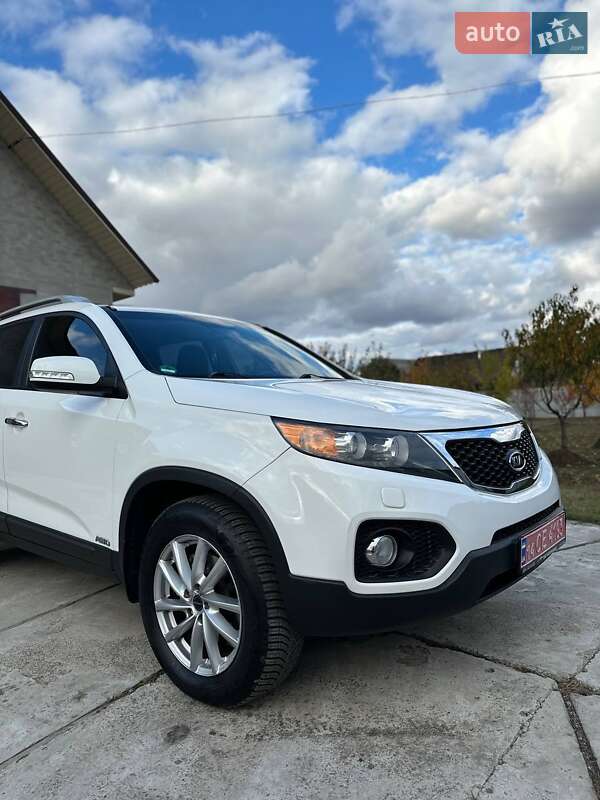 Внедорожник / Кроссовер Kia Sorento 2012 в Черкассах