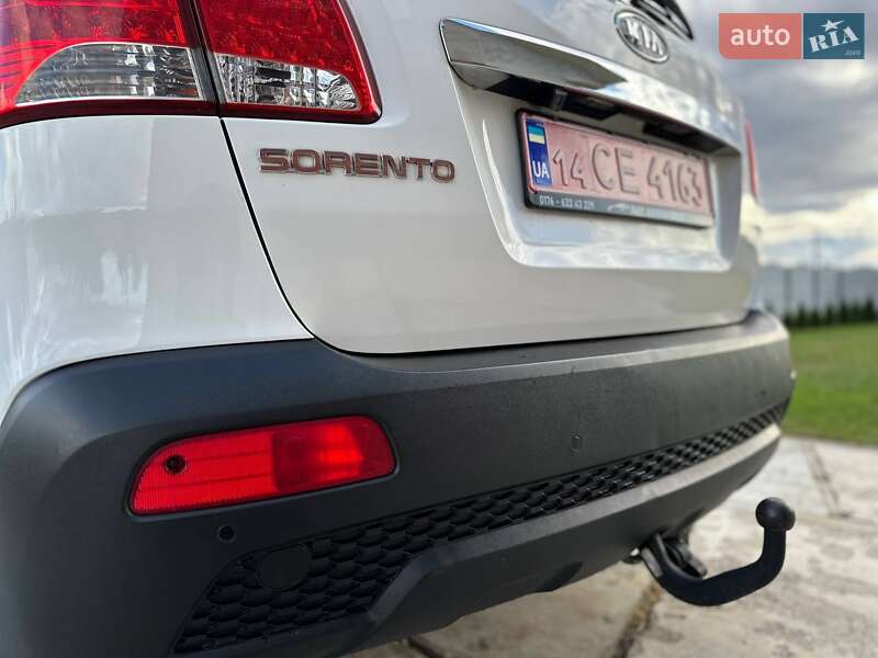 Внедорожник / Кроссовер Kia Sorento 2012 в Черкассах