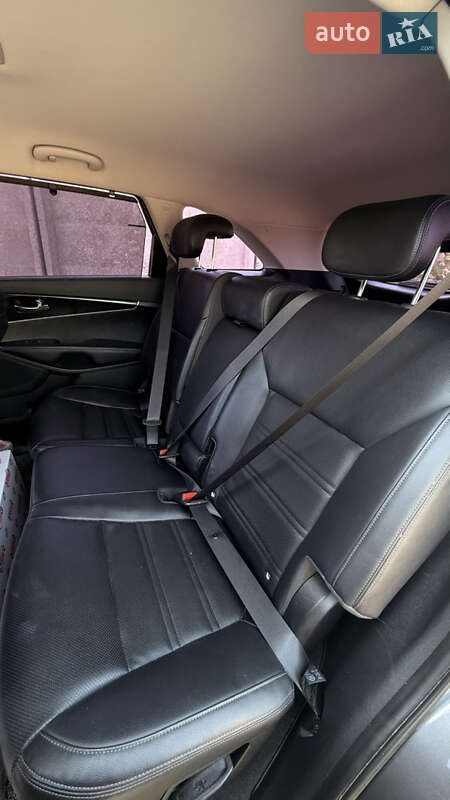 Позашляховик / Кросовер Kia Sorento 2014 в Білгороді-Дністровському фото 14 Позашляховик / Кросовер Kia Sorento 2014 в Білгороді-Дністровському