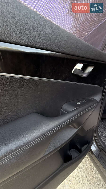 Позашляховик / Кросовер Kia Sorento 2014 в Білгороді-Дністровському фото 15 Позашляховик / Кросовер Kia Sorento 2014 в Білгороді-Дністровському