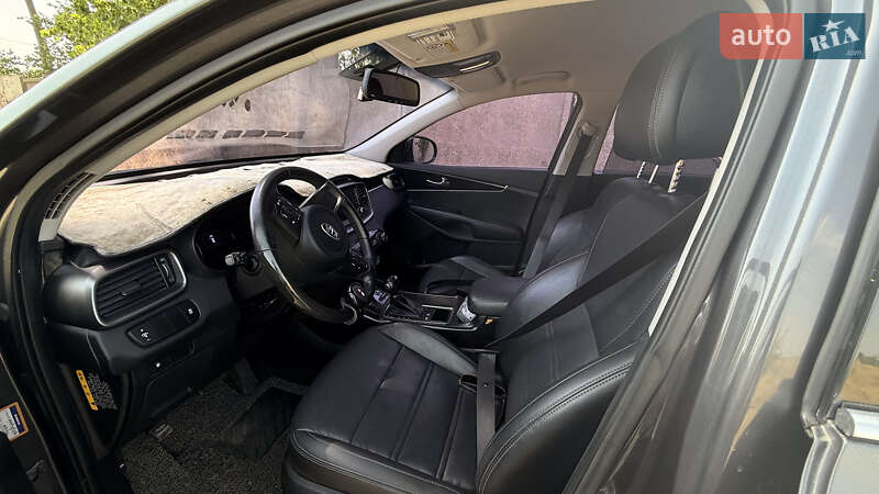 Позашляховик / Кросовер Kia Sorento 2014 в Білгороді-Дністровському фото 19 Позашляховик / Кросовер Kia Sorento 2014 в Білгороді-Дністровському