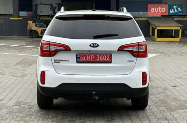 Позашляховик / Кросовер Kia Sorento 2015 в 