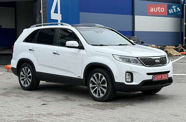 Позашляховик / Кросовер Kia Sorento 2015 в 