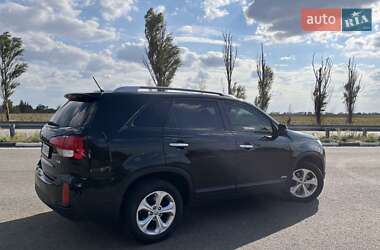 Позашляховик / Кросовер Kia Sorento 2013 в 