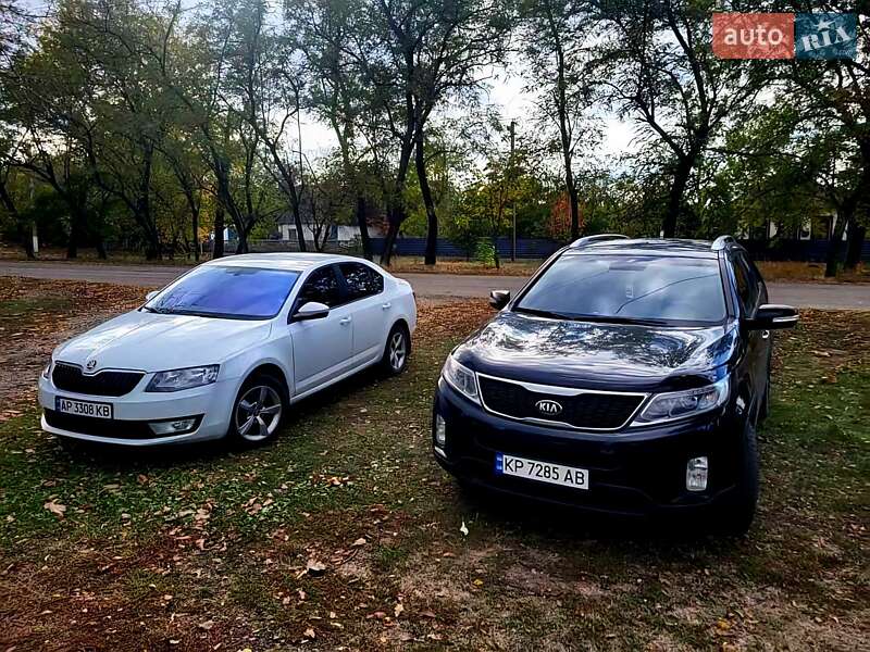 Внедорожник / Кроссовер Kia Sorento 2013 в Новониколаевке фото 25 Внедорожник / Кроссовер Kia Sorento 2013 в Новониколаевке