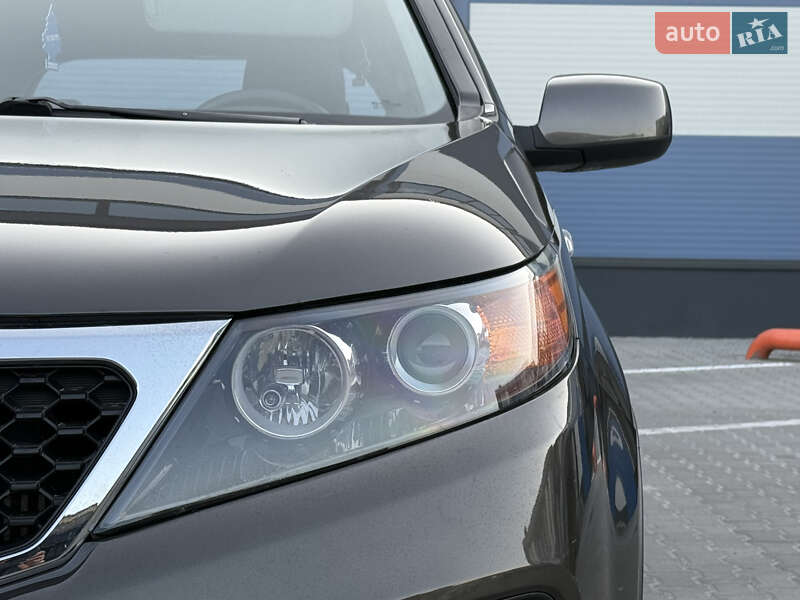 Внедорожник / Кроссовер Kia Sorento 2012 в Ровно