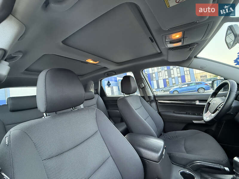 Внедорожник / Кроссовер Kia Sorento 2012 в Ровно
