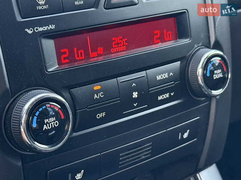 Внедорожник / Кроссовер Kia Sorento 2012 в Ровно