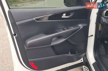 Внедорожник / Кроссовер Kia Sorento 2015 в 
