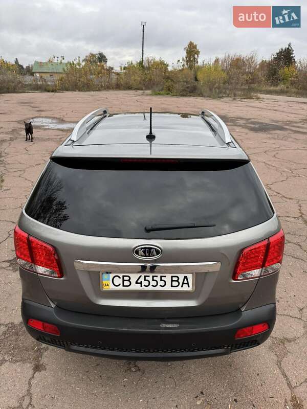 Внедорожник / Кроссовер Kia Sorento 2012 в Мене фото 17 Внедорожник / Кроссовер Kia Sorento 2012 в Мене