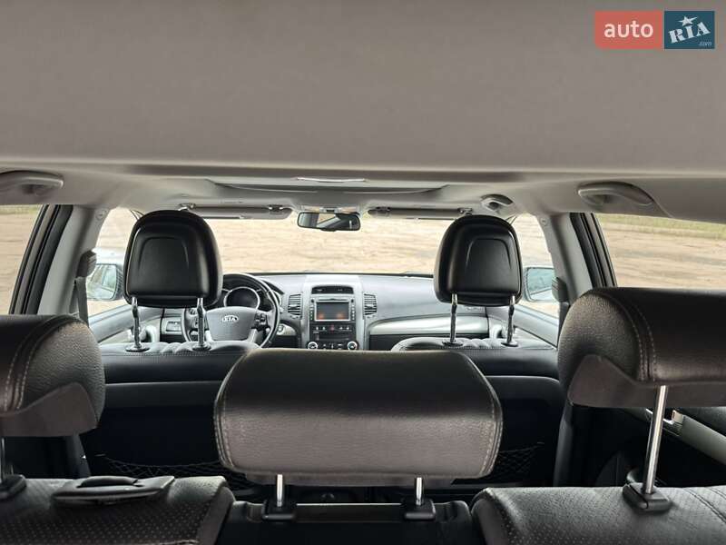 Внедорожник / Кроссовер Kia Sorento 2012 в Мене фото 28 Внедорожник / Кроссовер Kia Sorento 2012 в Мене
