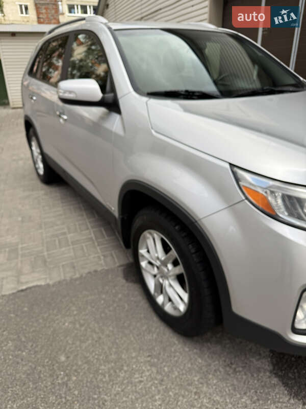 Внедорожник / Кроссовер Kia Sorento 2013 в Сумах фото 2 Внедорожник / Кроссовер Kia Sorento 2013 в Сумах
