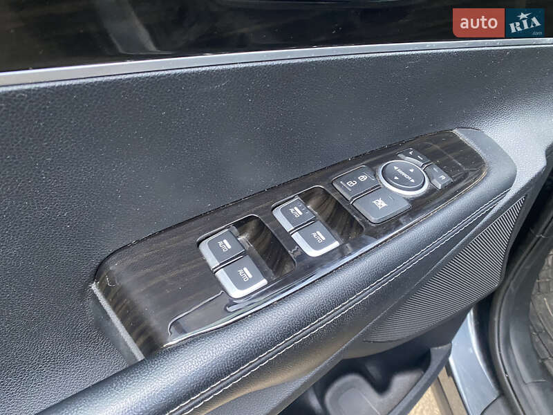 Внедорожник / Кроссовер Kia Sorento 2019 в Самборе фото 38 Внедорожник / Кроссовер Kia Sorento 2019 в Самборе