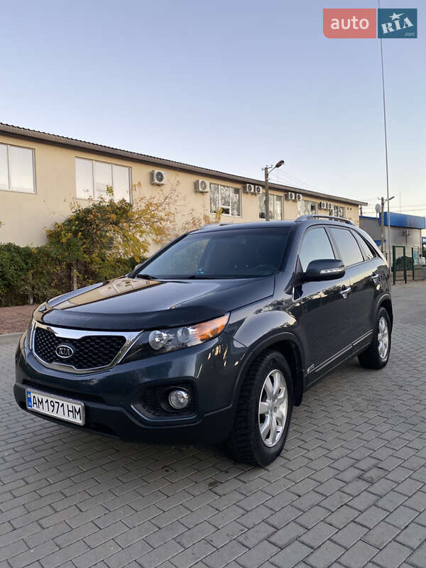 Внедорожник / Кроссовер Kia Sorento 2011 в Житомире фото 2 Внедорожник / Кроссовер Kia Sorento 2011 в Житомире