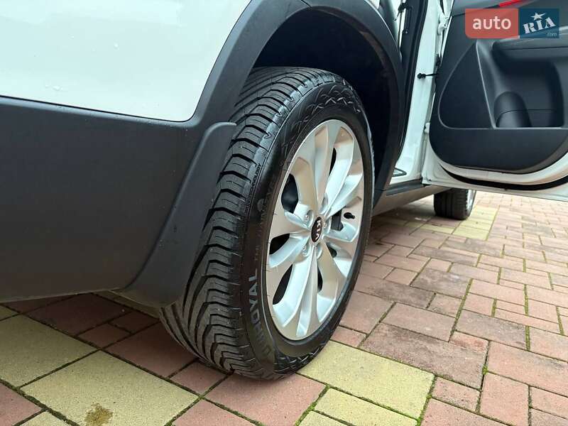 Внедорожник / Кроссовер Kia Sorento 2014 в Стрые фото 39 Внедорожник / Кроссовер Kia Sorento 2014 в Стрые