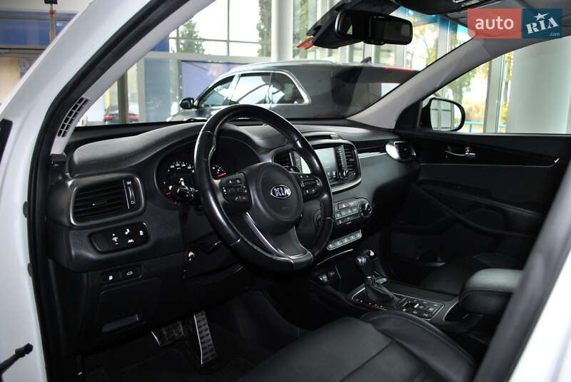 Внедорожник / Кроссовер Kia Sorento 2017 в Ровно