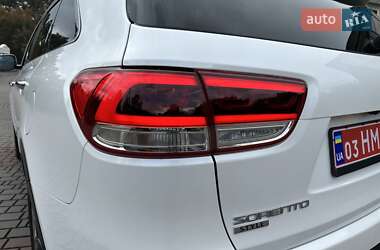Внедорожник / Кроссовер Kia Sorento 2015 в 