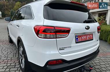 Внедорожник / Кроссовер Kia Sorento 2015 в 