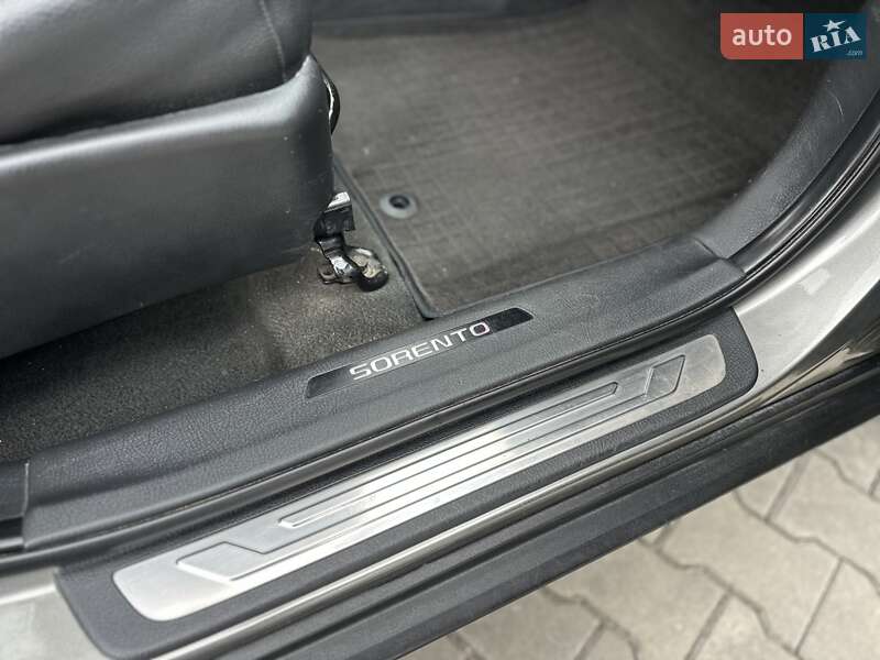 Внедорожник / Кроссовер Kia Sorento 2011 в Хмельницком