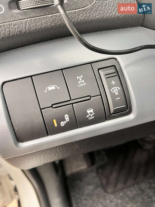 Позашляховик / Кросовер Kia Sorento 2014 в Радивиліві