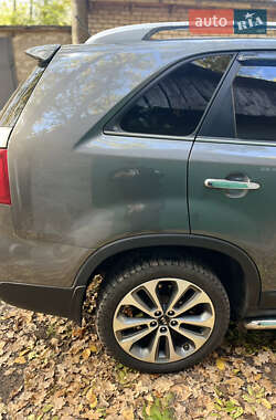 Позашляховик / Кросовер Kia Sorento 2014 в  фото 30 Позашляховик / Кросовер Kia Sorento 2014 в