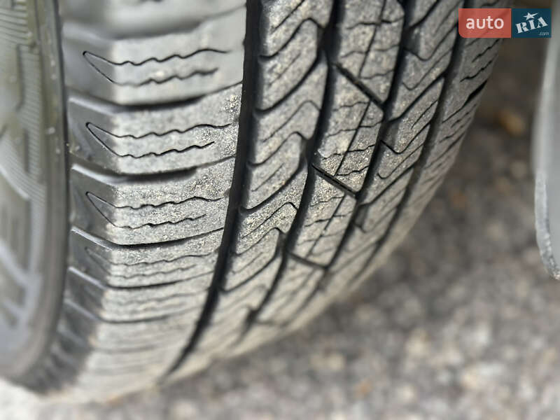 Позашляховик / Кросовер Kia Sorento 2009 в Хмельницькому