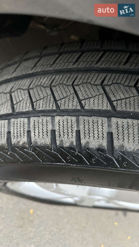 Внедорожник / Кроссовер Kia Sorento 2003 в Черновцах фото 8 Внедорожник / Кроссовер Kia Sorento 2003 в Черновцах