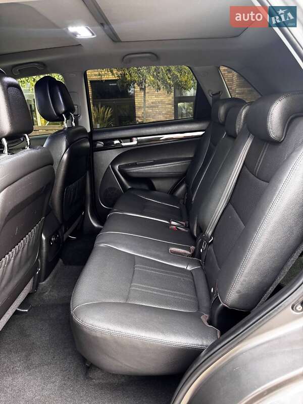 Позашляховик / Кросовер Kia Sorento 2012 в Одесі