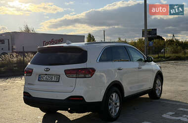Внедорожник / Кроссовер Kia Sorento 2016 в 