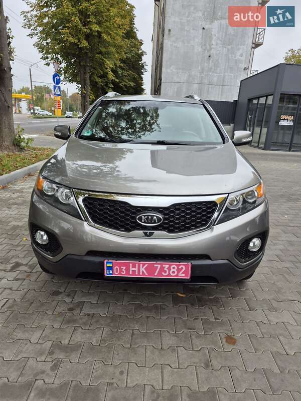 Внедорожник / Кроссовер Kia Sorento 2010 в Луцке фото 5 Внедорожник / Кроссовер Kia Sorento 2010 в Луцке