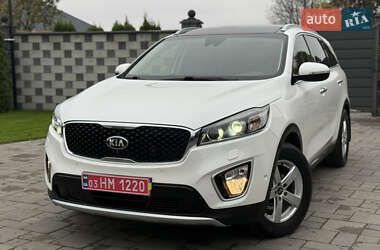 Позашляховик / Кросовер Kia Sorento 2016 в  фото 3 Позашляховик / Кросовер Kia Sorento 2016 в